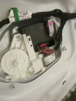 Second-hand car spare part RIGHT FRONT WINDOW MOTOR for VOLKSWAGEN GOLF VI (5K1)  OEM IAM references 1K5837432BB  