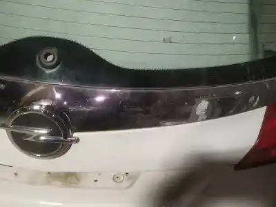 Автозапчастина б/у зовнішня ручка ворот для opel insignia a (g09) 2.0 cdti (68) посилання на oem iam    Автозапчастина б/у зовнішня ручка ворот для opel insignia a (g09) 2.0 cdti (68) посилання на oem iam