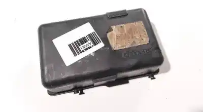 İkinci el araba yedek parçası RÖLE/SIGORTA KUTUSU için RENAULT LAGUNA II (BG0)  OEM IAM referansları 8200210898  318003126