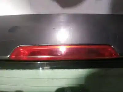 Peça sobressalente para automóvel em segunda mão farolim de travão central por peugeot 308 1.6 16v hdi referências oem iam 