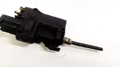 Автозапчастина б/у паливна зовнішня кришка двигуна для renault laguna ii (bg0) 1.9 dci diesel посилання на oem iam   