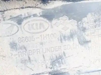 Pezzo di ricambio per auto di seconda mano plastica per kia ceed (ed) 1.6 crdi 115 riferimenti oem iam 866951h100  86695-1h100