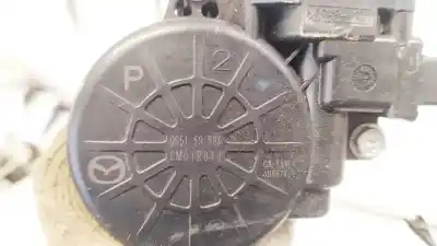 Автозапчастина б/у двиг скла задне ліво для mazda 3 lim. (bl) 1.6 cd diesel cat посилання на oem iam d6515958x  cm012040