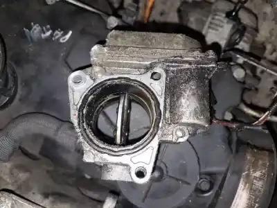 Автозапчасти б/у бабочка коробка за volkswagen passat variant (3c5) 1.9 tdi ссылки oem iam 03g128063c  a2c53893815