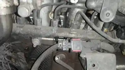 Peça sobressalente para automóvel em segunda mão régua / rampa de injetores por opel zafira b 1.9 cdti referências oem iam 0445214056