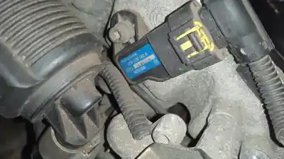 Автозапчастина б/у датчик тиску для opel astra h caravan 1.9 cdti посилання на oem iam 0281002437