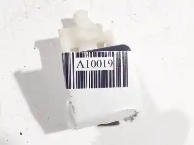 Pezzo di ricambio per auto di seconda mano plastica per toyota corolla verso (r1) 2.2 d-4d sol riferimenti oem iam 