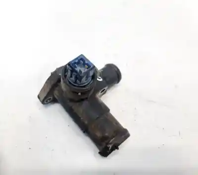 Second-hand car spare part thermostat for volkswagen passat variant (3b5) 1.9 tdi oem iam references 028121132  