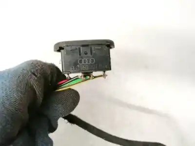 Pezzo di ricambio per auto di seconda mano pezzi vari per audi 100 avant (c4) 2.5 tdi riferimenti oem iam 8l0959777b  