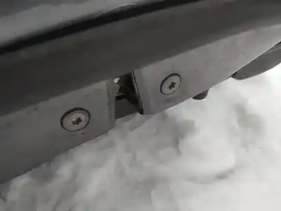 Pezzo di ricambio per auto di seconda mano serratura porta anteriore sinistra per toyota avensis wagon (t25) 2.0 d-4d executive riferimenti oem iam 