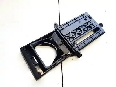 Pezzo di ricambio per auto di seconda mano plastica per toyota avensis wagon (t25) 2.0 d-4d executive riferimenti oem iam mt3509