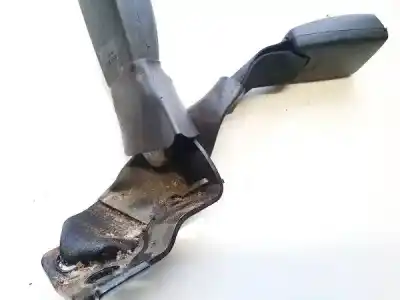 Pezzo di ricambio per auto di seconda mano gancio cintura posteriore centrale per toyota avensis wagon (t25) 2.0 d-4d executive riferimenti oem iam 