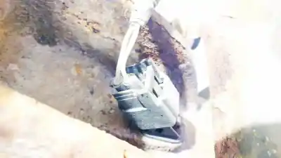 Peça sobressalente para automóvel em segunda mão fio por mazda 3 (bk) 1.6 di turbo referências oem iam   