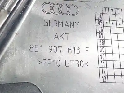 Автозапчастина б/у пластика для audi a4 b7 (8ec) 2.0 tdi quattro посилання на oem iam 8e1907613e  