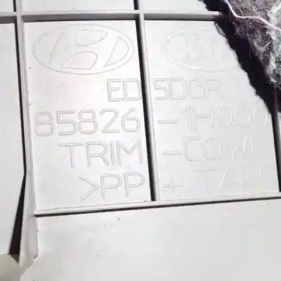 Pezzo di ricambio per auto di seconda mano plastica per kia ceed (ed) 1.6 crdi 115 riferimenti oem iam 858261h000  85826-1h000