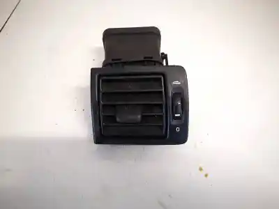 Pezzo di ricambio per auto di seconda mano griglia di aerazione per volvo v50 (545) 2.0 d riferimenti oem iam 30715098