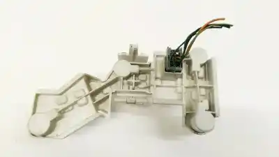 Pezzo di ricambio per auto di seconda mano portalampada per volvo v50 (545) 2.0 d riferimenti oem iam 281221