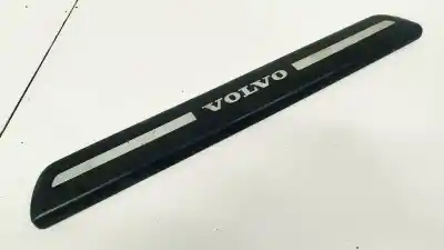 Pezzo di ricambio per auto di seconda mano plastica per volvo v50 (545) 2.0 d riferimenti oem iam 08622671