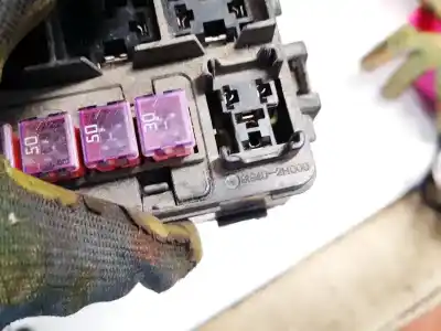 Second-hand car spare part fuse box unit for kia ceed (ed) 1.6 crdi 115 oem iam references 919402h000  91940-2h000