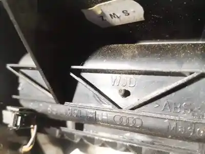 Автозапчастина б/у попільничка для audi a4 b7 (8ec) 2.0 tdi quattro посилання на oem iam 8e0857951  