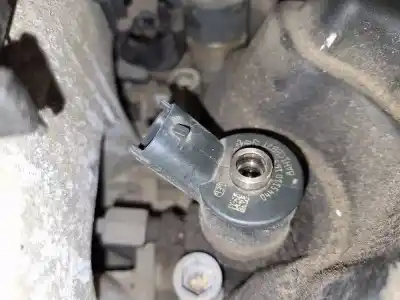 Second-hand car spare part injector for opel vectra c caravan 1.9 cdti oem iam references 0445110165