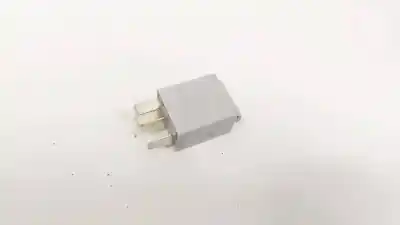 Second-hand car spare part relay for volkswagen passat b6 variant (3c5) 2.0 fsi oem iam references 1k0951253  