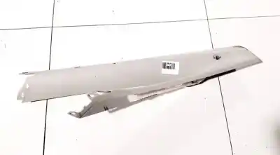 Peça sobressalente para automóvel em segunda mão plásticos por opel meriva b 1.7 16v cdti referências oem iam 93363693