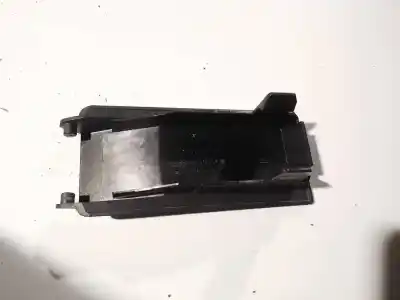 Автозапчастина б/у пластика для audi a4 b7 (8ec) 2.0 tdi quattro посилання на oem iam 8e0971981b  