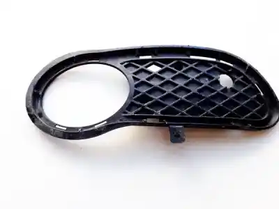 Автозапчасти б/у решетка переднего бампера за mercedes w203, 2000.05 - 2004.02 c 220 cdi (203.006) 105kw 2000.05 - 2007.02 ссылки oem iam a2038851023