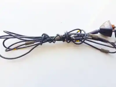 Pièce détachée automobile d'occasion ANTENNE pour KIA SPORTAGE  Références OEM IAM V300521L  V3-00521L