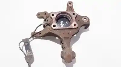 Pièce détachée automobile d'occasion moyeu de roue arrière gauche pour hyundai i30 1.6 crdi cat références oem iam 