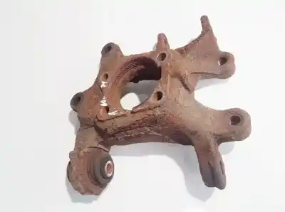 Second-hand car spare part rear right knuckle for toyota avensis 2.0 d-4d oem iam references 