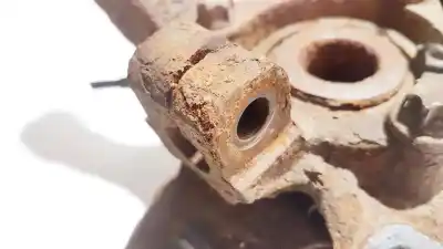 Second-hand car spare part front left knuckle for opel astra h caravan 1.7 16v cdti oem iam references   