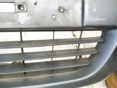 Автозапчасти б/у центральная решетка бампера за opel vectra c caravan 1.9 16v cdti cat (z 19 dth / lrd) ссылки oem iam   