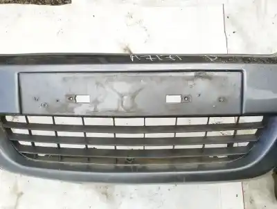 Автозапчасти б/у центральная решетка бампера за opel vectra c caravan 1.9 16v cdti cat (z 19 dth / lrd) ссылки oem iam 