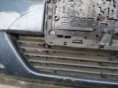 Автозапчастина б/у центральна решіта бампера для opel corsa c 1.2 16v cat (z 12 xep / lb4) посилання на oem iam   