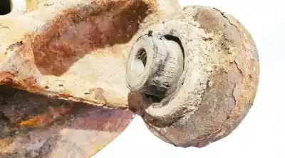 Second-hand car spare part rear right knuckle for opel insignia a (g09) 2.0 cdti (68) oem iam references    Second-hand car spare part rear right knuckle for opel insignia a (g09) 2.0 cdti (68) oem iam references