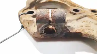 Second-hand car spare part front right knuckle for kia carnival 2.9 crdi cat oem iam references   