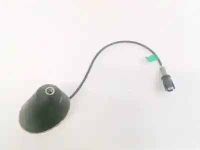 Pezzo di ricambio per auto di seconda mano Antenna per SKODA FABIA (5J2 ) 1.2 Riferimenti OEM IAM 1J0035501C  