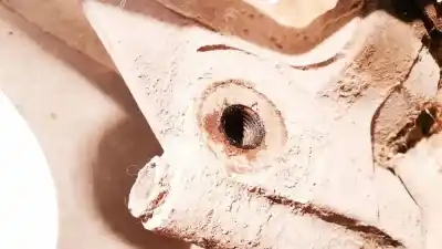 Second-hand car spare part rear left knuckle for bmw x5 (e53) 3.0d oem iam references   