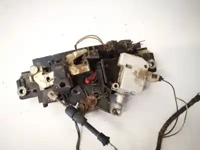 Автозапчасти б/у внешняя ручка ворот за audi a4 avant (b5) 1.8 ссылки oem iam 8d9827565  4b9827565
