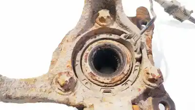 Second-hand car spare part front left knuckle for opel astra h twintop (a04) 1.9 cdti (l67) oem iam references   
