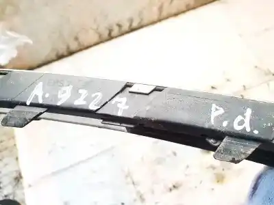 Автозапчастина б/у решіта переднього бампера для opel insignia a (g09) 1.8 (68) посилання на oem iam 13238371  551004542