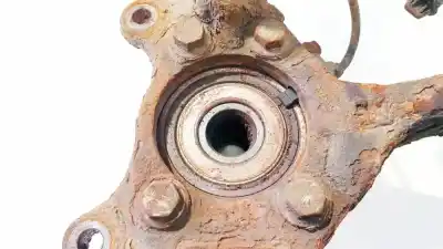 Автозапчасти б/у передняя правая кулачка за toyota auris, i e15 2006.10 - 2012.10 1.6l 91kw dual vvt-i 2006.10 - 2012.10 ссылки oem iam   
