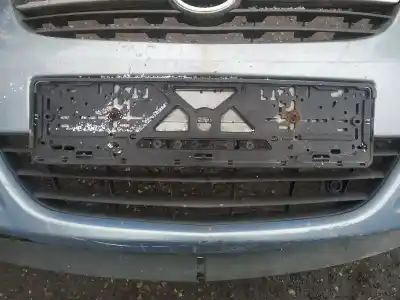 Автозапчасти б/у центральная решетка бампера за opel corsa c 1.2 16v cat (z 12 xep / lb4) ссылки oem iam 
