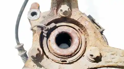 Second-hand car spare part front right knuckle for opel astra h caravan 1.7 16v cdti oem iam references   