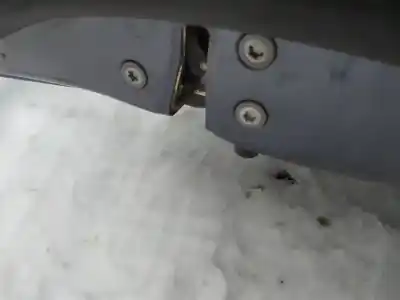 Pezzo di ricambio per auto di seconda mano serratura porta posteriore destra per toyota avensis wagon (t25) 2.0 d-4d executive riferimenti oem iam 