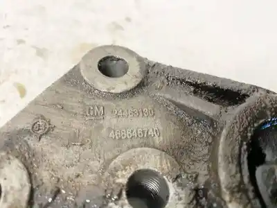 Second-hand car spare part engine support for opel meriva b 1.7 16v cdti oem iam references 24463130  468646740