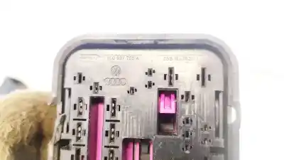 Автозапчасти б/у блок реле/предохранителей за skoda octavia combi (1z5) 1.9 tdi dpf ссылки oem iam 1k0937700a  