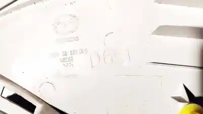 Pezzo di ricambio per auto di seconda mano plastica per mazda 2 lim. (de) 1.4 diesel cat riferimenti oem iam d65168250  k6269